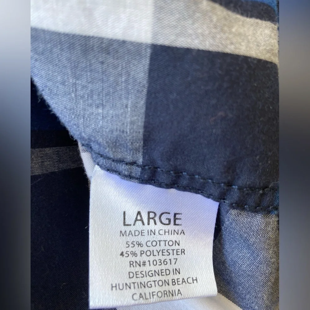 Coastal men’s pearl snap shirt size L blue & white plaid long sleeve Vintage